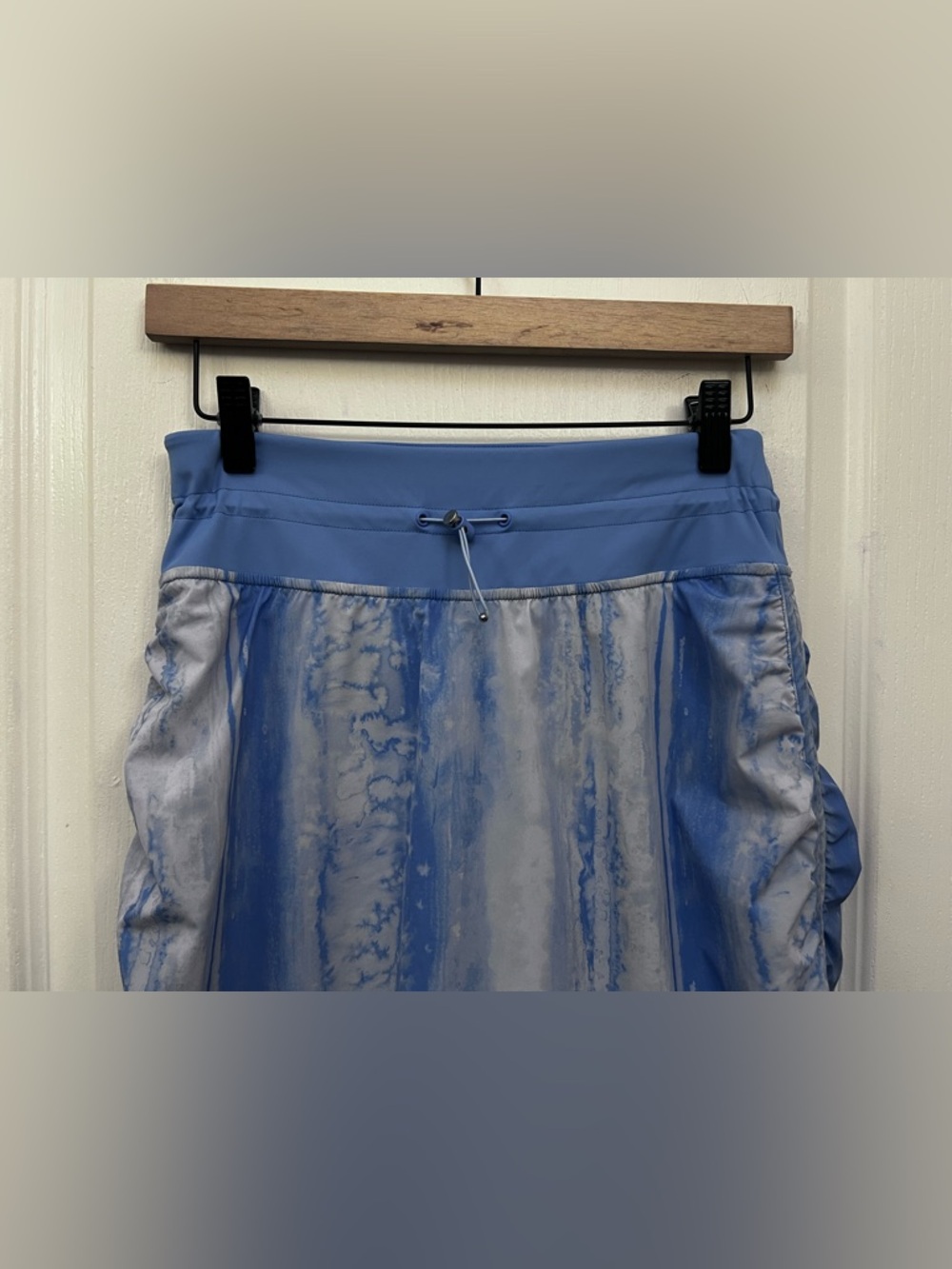 TravisMathew Blue Marble Print Ruched Golf Tennis Skort Women’s Small - Picture 3 of 12